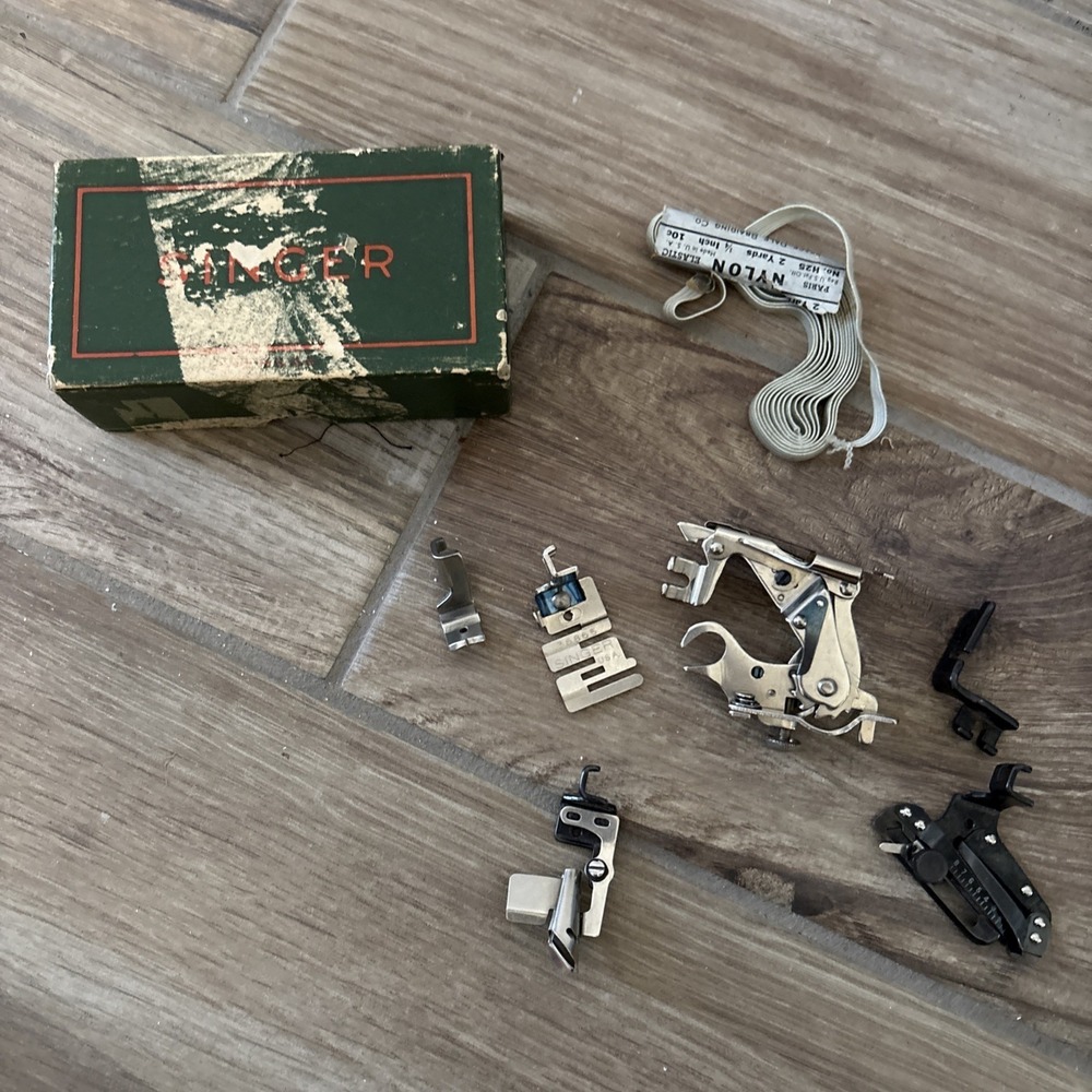 vintage Singer Sewing Machine Attachments Lot. 36865, 120598 Made In USA